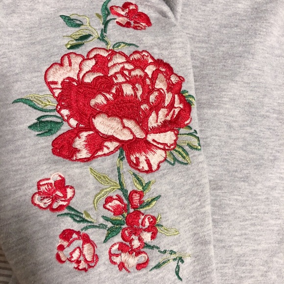 H&M floral grey fashionable hoodie - Picture 2 of 8